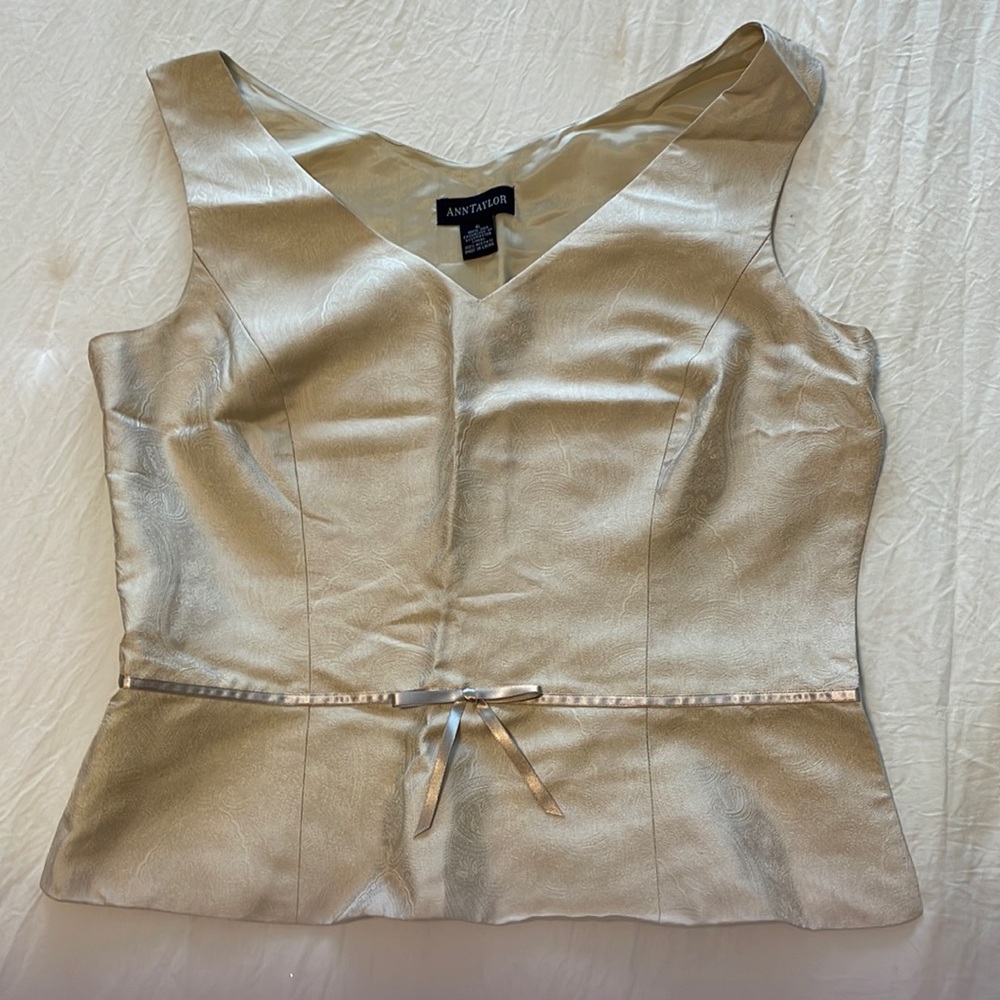 Ann Taylor shell tank - silk - Picture 2 of 10